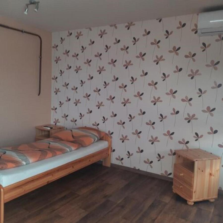IKSZT Vendégház Dávod Esterno foto